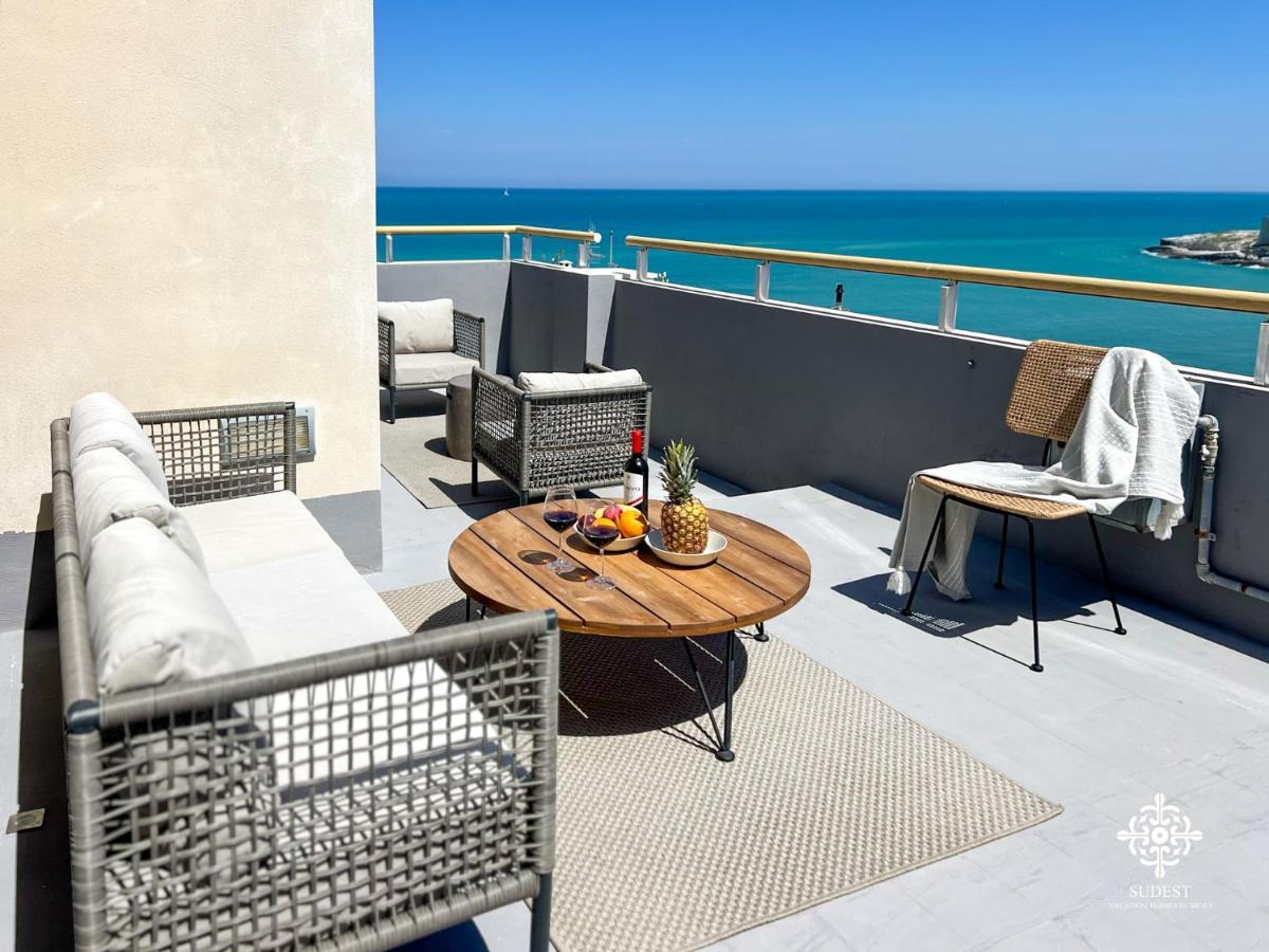 Infinito - Attico Sul Mare Apartment Vieste Exterior photo