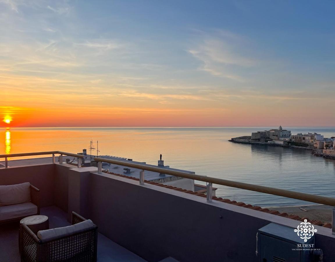 Infinito - Attico Sul Mare Apartment Vieste Exterior photo
