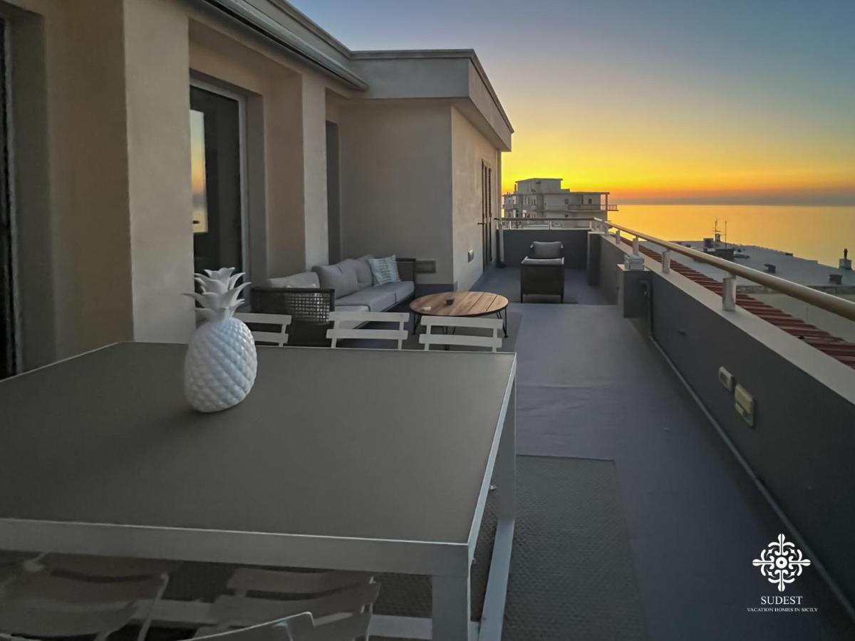 Infinito - Attico Sul Mare Apartment Vieste Exterior photo